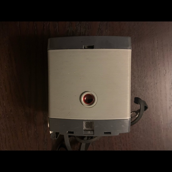 1962 Vintage Kodak Brownie Fiesta, no 127 film. - Picture 3 of 5